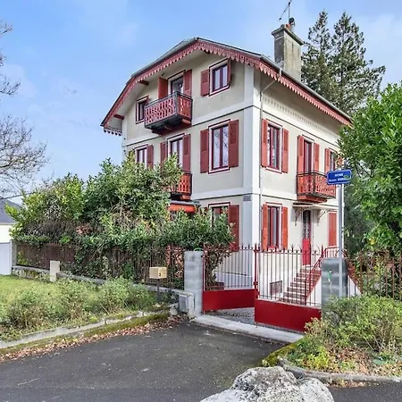 Repaire Du Bagnerais Apartment Bagneres-de-Bigorre Exterior photo